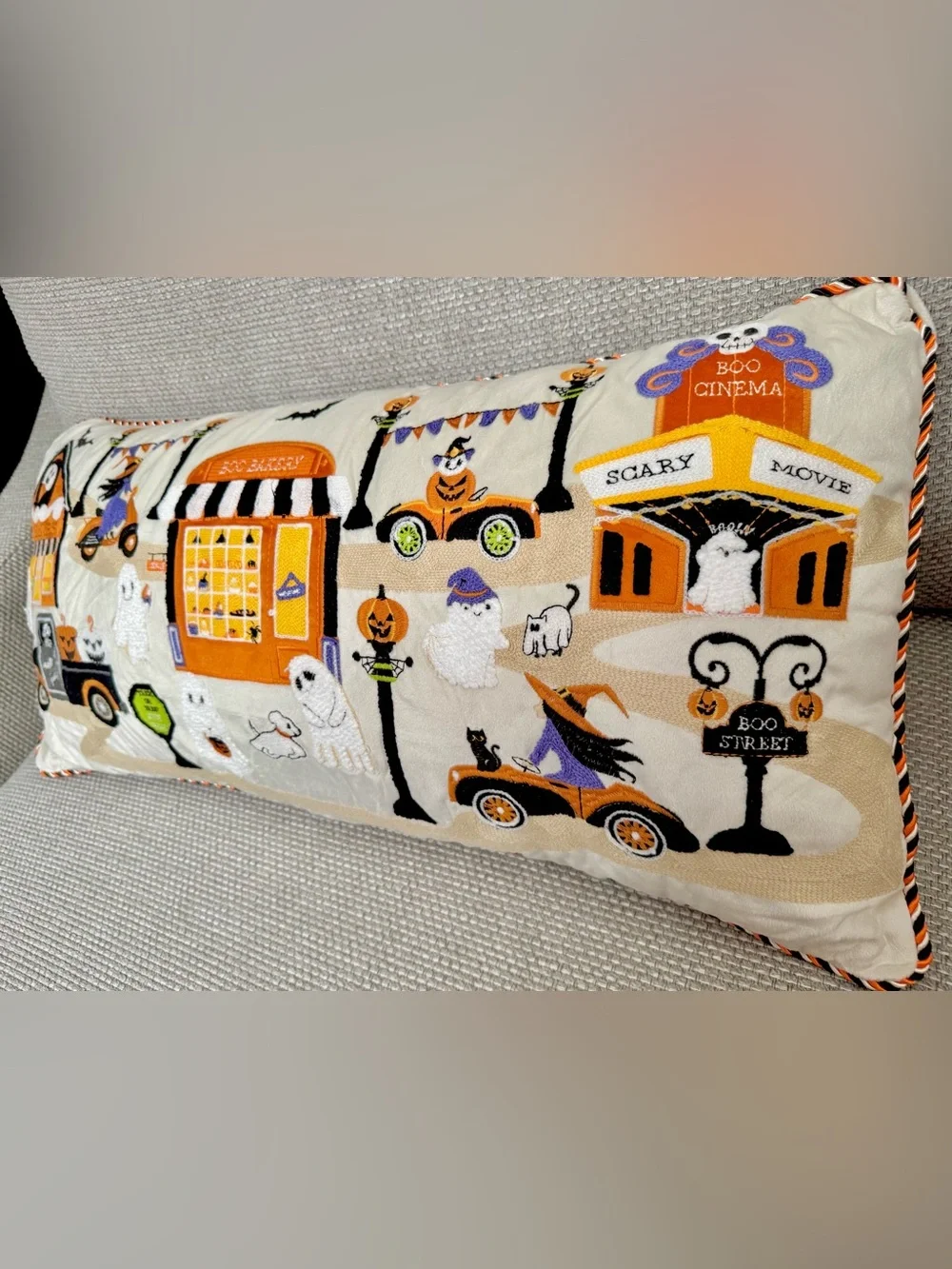 Halloween Town Pillow Ghost Village  Jack O’ Lantern Pumpkins Embroidered NWT